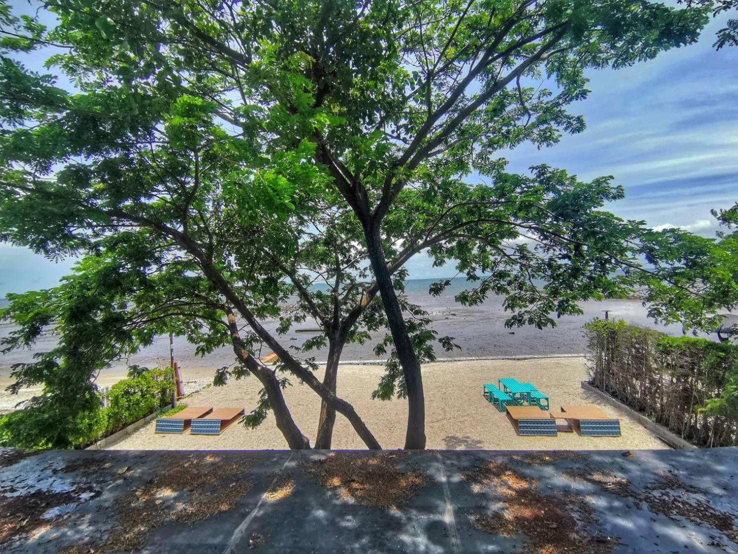 Beach Walk Boutique Resort Бангсен Номер фото