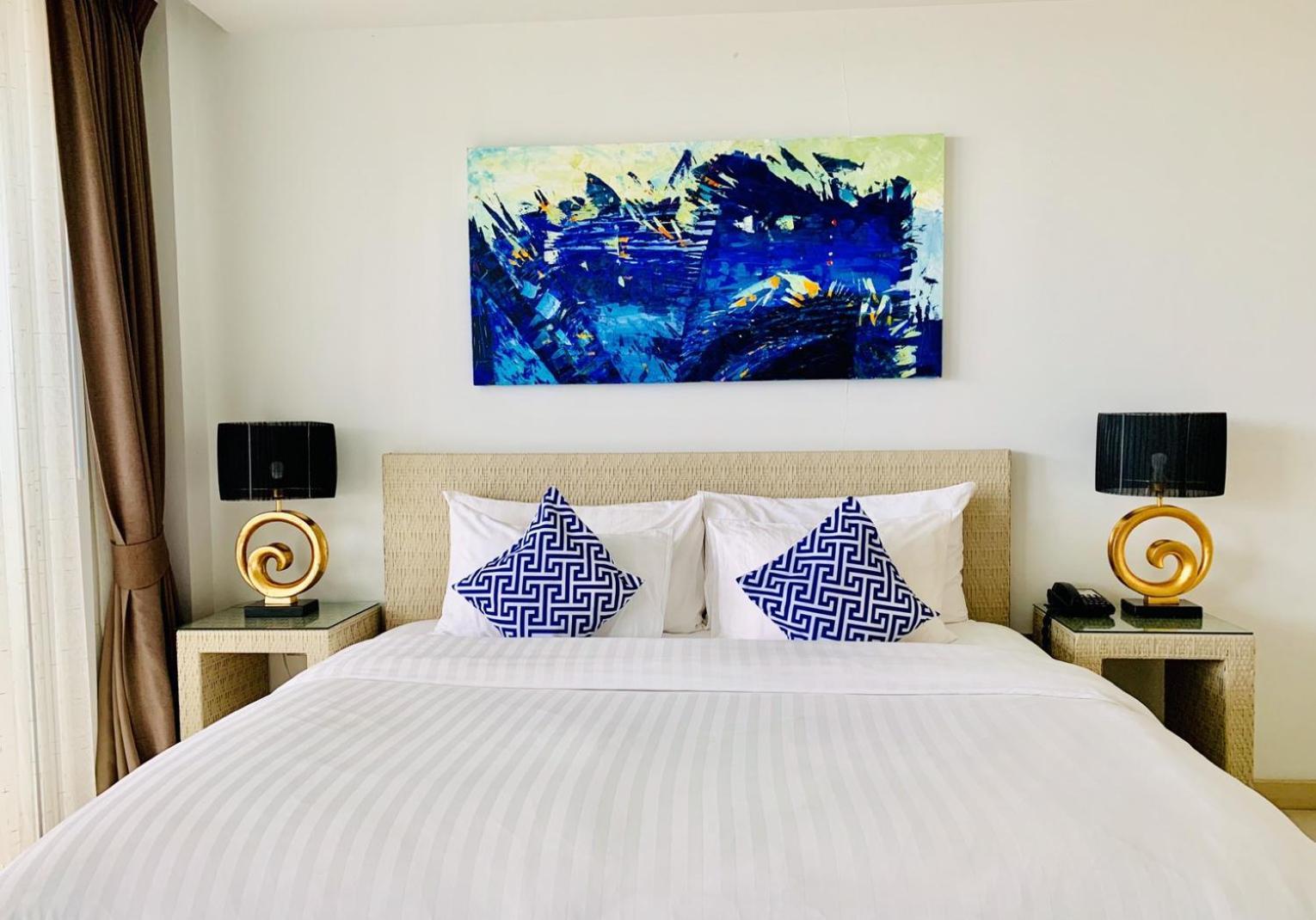 Beach Walk Boutique Resort Бангсен Номер фото